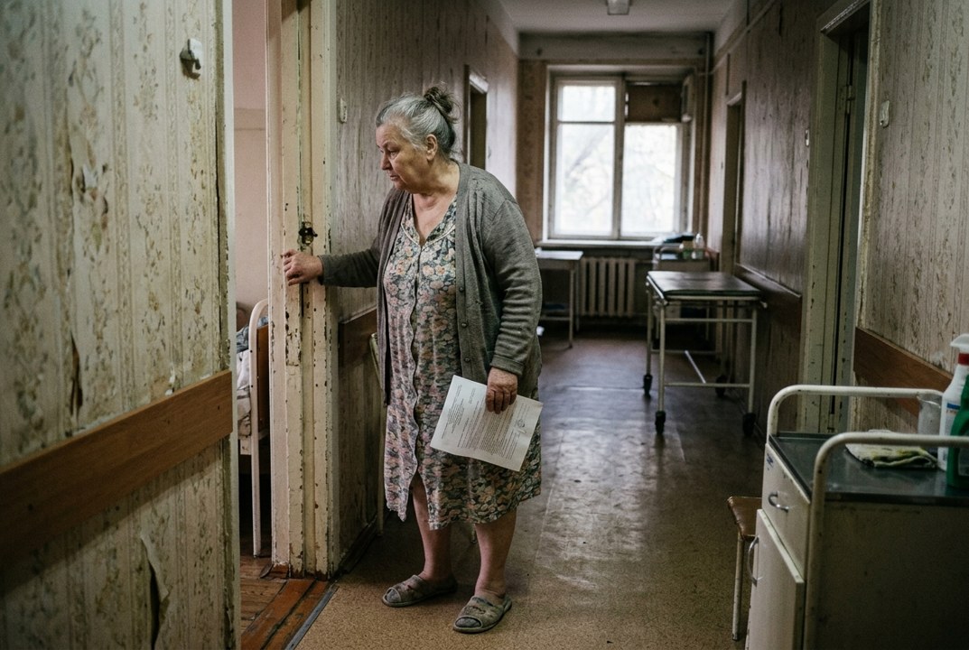 Приставы описали мою квартиру за чужой долг: я бросилась искать однофамилицу - и нашла то, что изменило всё